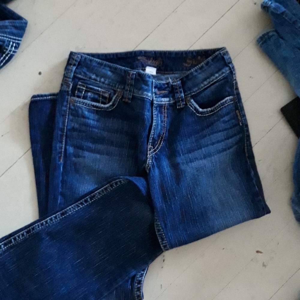 Size w27  L31 never worn just washed Sliver Jeans